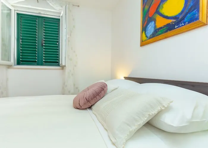 Apartament Colette *