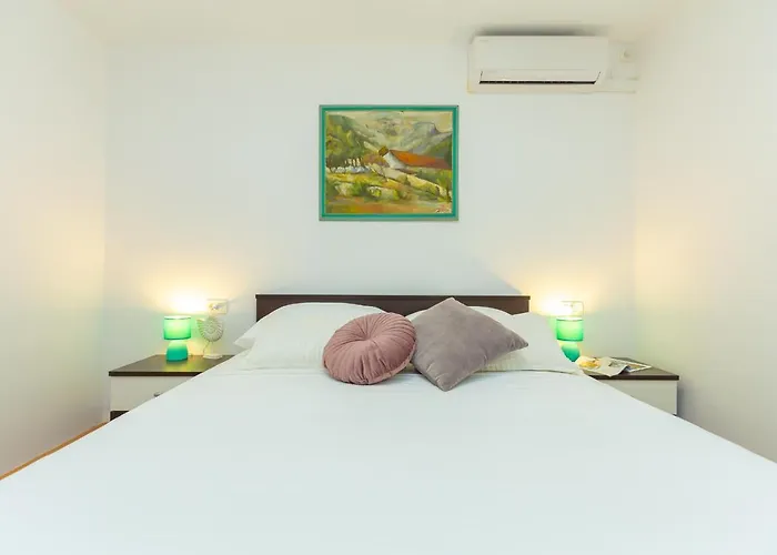 Colette دوبروفينك